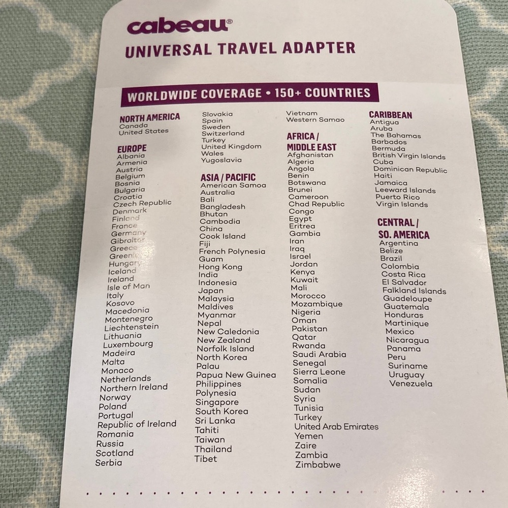 Cabeau Universal Travel Adapter - Picture 7 of 7